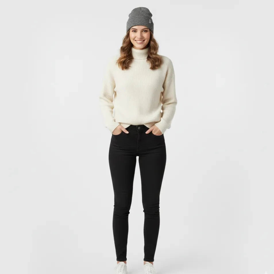 Alba_Cotton_Two-Toned_beanie_black_for_woman