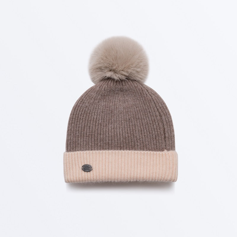 N O R T H (Pom Pom Beanie)